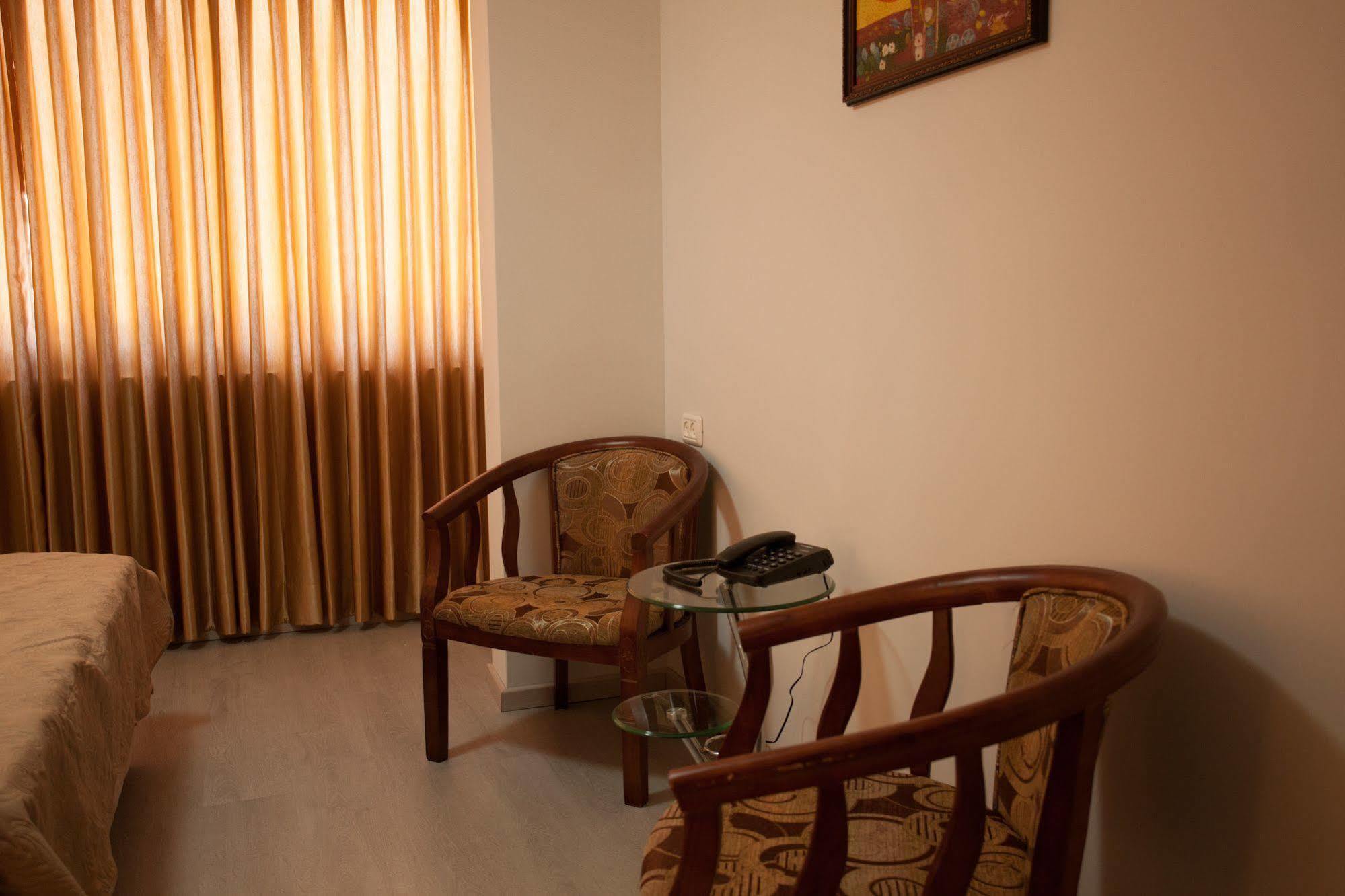 Elis Boutique Hotel Bat Yam Exterior photo